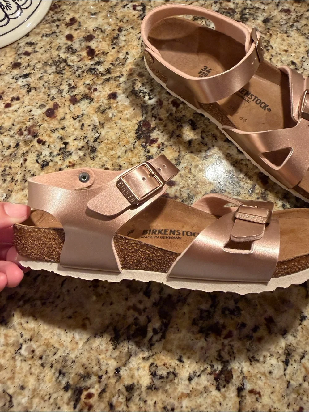 NWOT Birkenstock Rio Kids Sandals – Electric Metallic Copper (US 3-3.5 / EU 34)